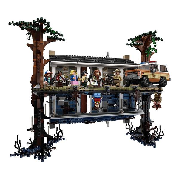 Stranger Things: The Upside Down (75810)